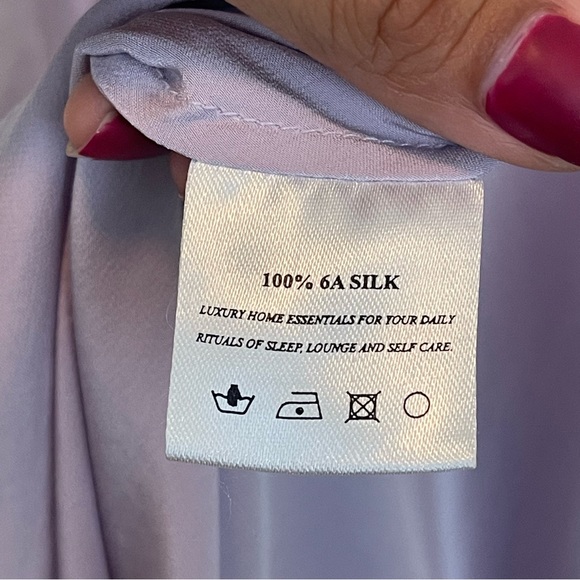 Maison Essentiele Slip On 100% 6A Silk Sleep Gown Long Size Large Light Purple - Picture 8 of 12